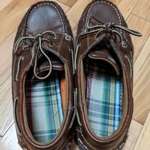 Madison avenue boys shoes